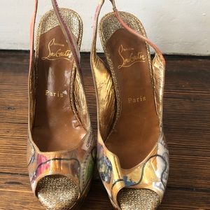 CHRISTIAN LOUBOUTIN GOLD SLINGBACKS